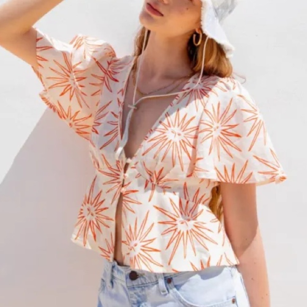 NWT VRG GRL sun solei printed button front cropped linen top